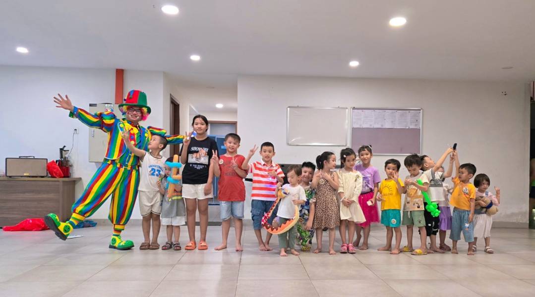 Dịch Vụ Chú Hề Vặn Bóng Tại Đồng Nai. Ảnh 4